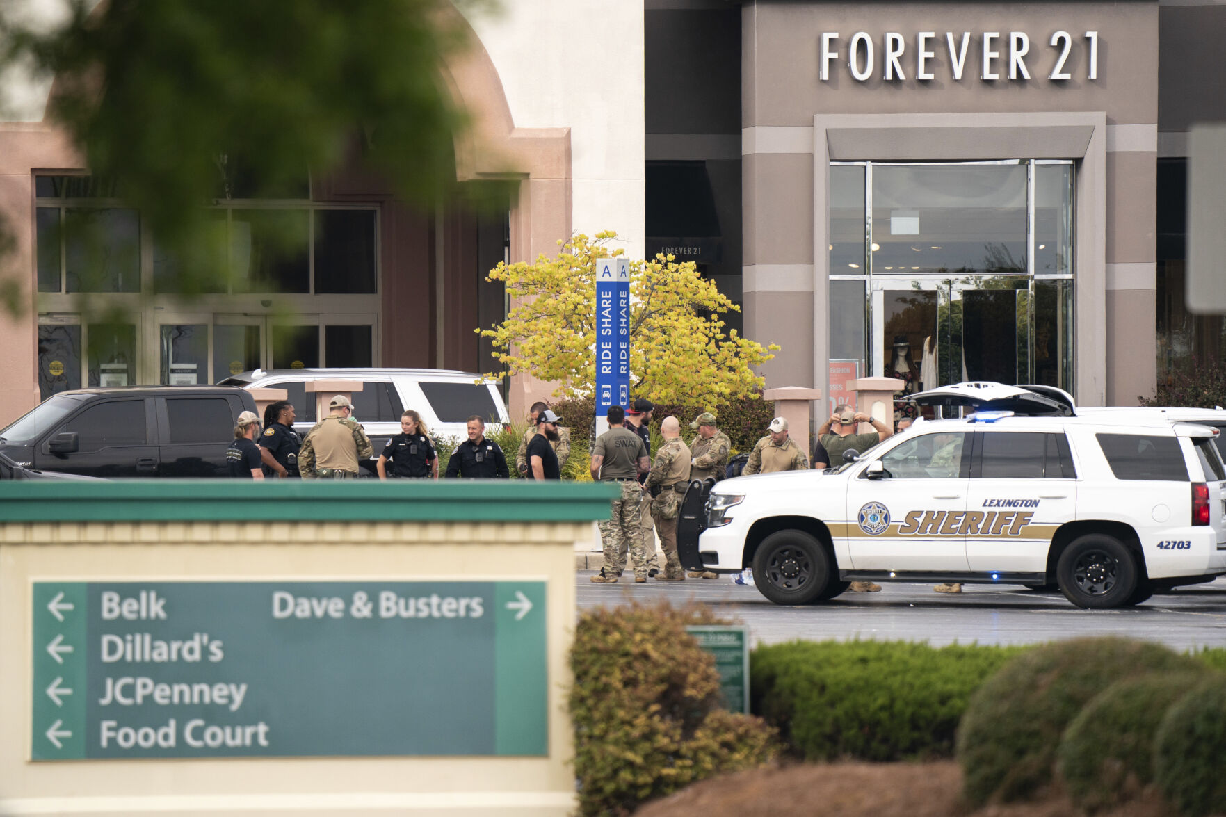 Accused Columbia mall shooter was defending himself after Facebook threats, lawyer says